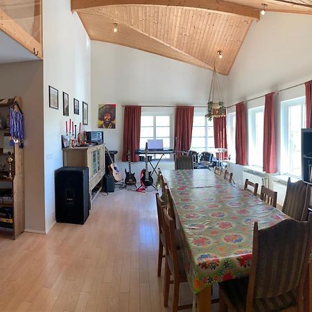 Hvammur 2 Guesthouse Red House Blonduos Zewnętrze zdjęcie