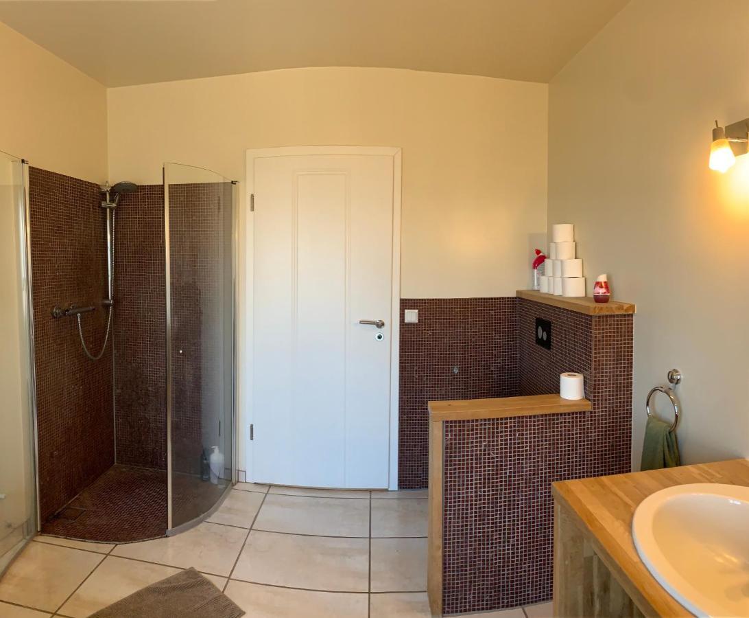 Hvammur 2 Guesthouse Red House Blonduos Zewnętrze zdjęcie